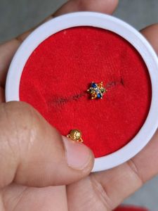 Floral Stud Earrings  22crt gold studs