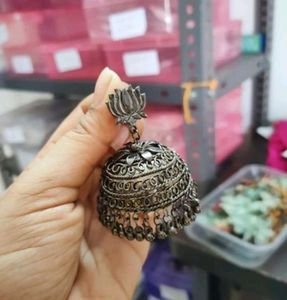 Beautiful Black Nikil Lotus Tops Jhumka