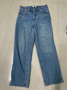 H&M Straight Fit Jeans