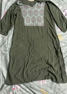 PRAKRITI SOLID KURTI SIZE : XL