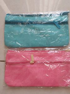 2 Hand Purses, 1 Roll On
