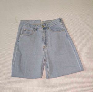 H&amp;M Brand New Jeans 🧊