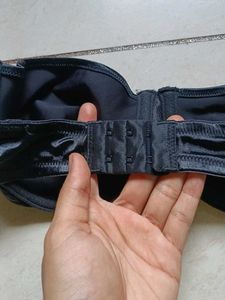 Black Strapless Bra