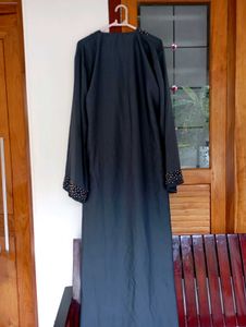 Elegant Black Abaya with Bead Detailing