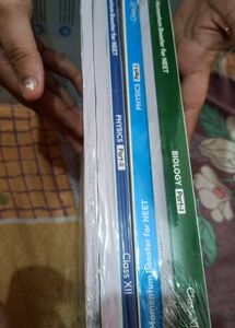 Aakash Lastest Momentum Ncert Booster Neet 2025