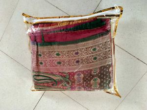 Red &amp; Gold Paisley Sari