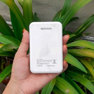 Gizmore 10000mAh MagSafe Power Bank | 20W Fast