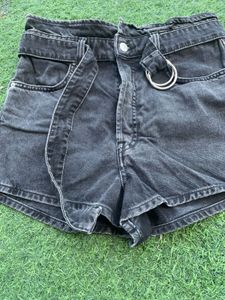 Black belted denim shorts