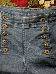 Flared Jeans