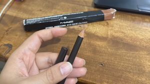 MAC Stripdown Lip Pencil