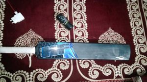 Cricket Hard Plastic Fiber Bat HF 15 Years Boys