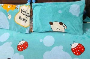 6 Tops &amp; 1 Winter Bedsheet Combo