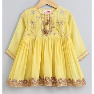 Ethnic Wear Kurta and Sharada Set For Baby Girl