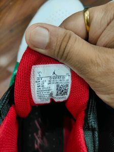 Original Jordan Aura Max 4 Sneakers