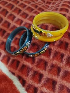 Handcrafted Peacock Bangles (Set of 3)