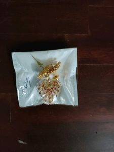 AD Stone Pendant With Earrings