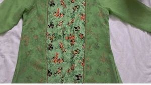 ⭐️Pretty Festive A line Straight Kurti