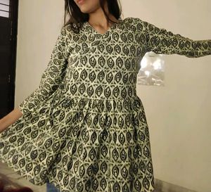 Women Short Kurta