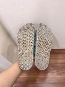 Zudio Floral Sandals - Size 6