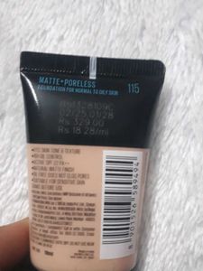 Maybelline New York Liquid Foundation, Matte &amp; Por