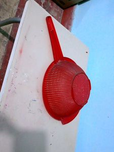 Drain basket for cleaning fruits and vegetables,