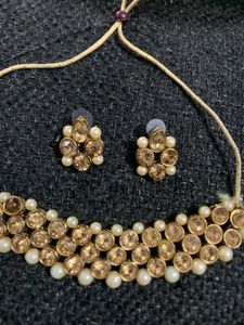 Pearl & Stone Necklace Set