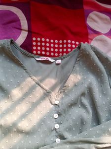 Beautiful Top