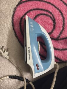 Crompton Light Weight Iron