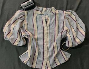 ruffle sleeved torso crop top