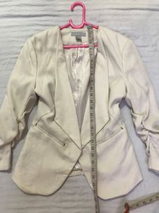 H&amp;M Beige In Colour Blazer Bust 36-38