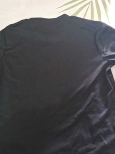 Black Tshirt