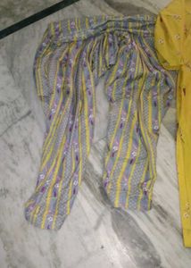 Set Of Two Suits