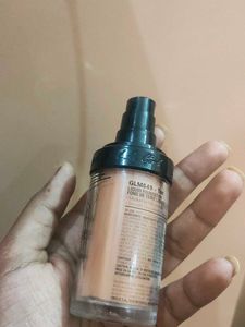 LA Girl Pro Coverage Illuminating Foundation
