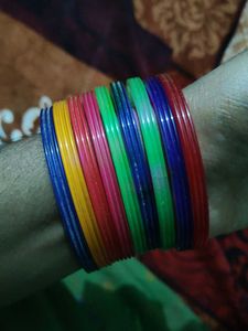 Colourful Bangles Pack Of 9