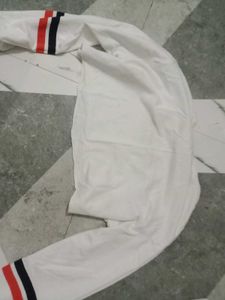 Queens Cropped Sweatshirt