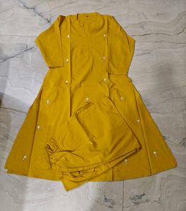 Elegant Mustard Kurta Set