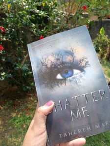 THE  SHATTER ME SERIES