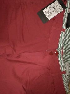 Red Capri Mid Waist