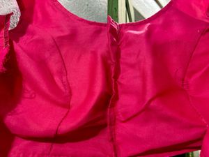 Sleeveless Padded Blouse