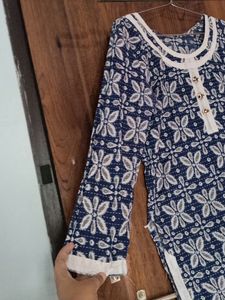 Flora Kurta