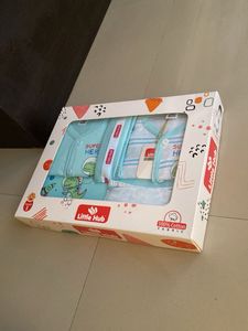 Brand New Little Hub Gifting Set For Sale