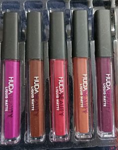 💄Huda Beauty Lipstick