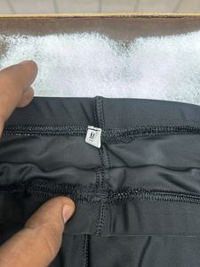 1pc Men DryFit Sports Shorts Fiitting Slim Fit