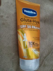 Vaseline gluta hya spf50PA+++serum sunscreen