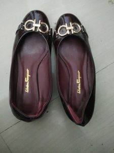 maroon Ferragamo