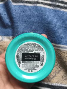 Pond&#39;s Light Moisturiser