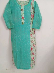 women kurta set with dupatta
