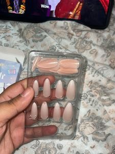 24 Luxe Press On Nails