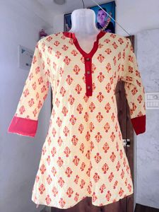 Floral Tunic Top
