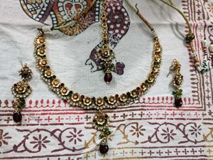 Jewellery Set With Hair Accessories